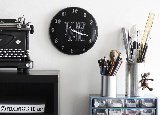 DIY: Chalkboard clock from a pot lid